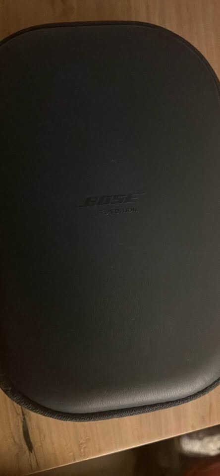 Bose Noise Cancelling Headphones 700 UC - photo 2