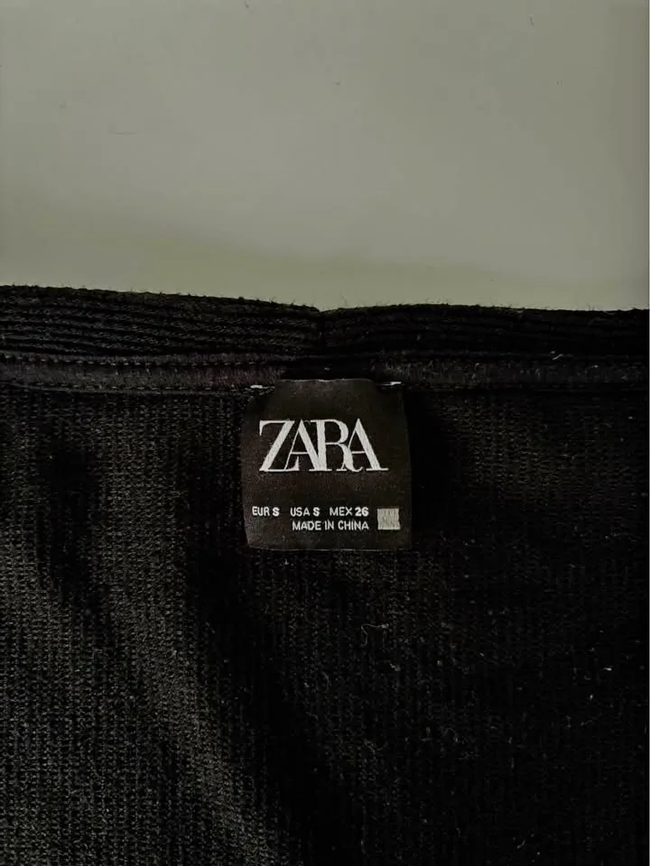 Zara cardigan thumbnail