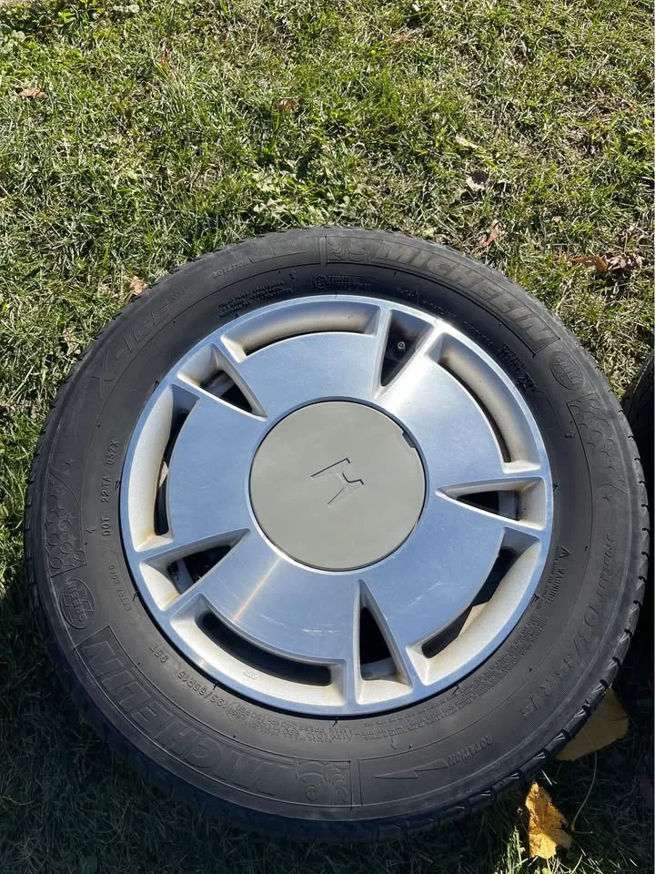 15 inch Honda Rims (Set of 4) image indicator(5)