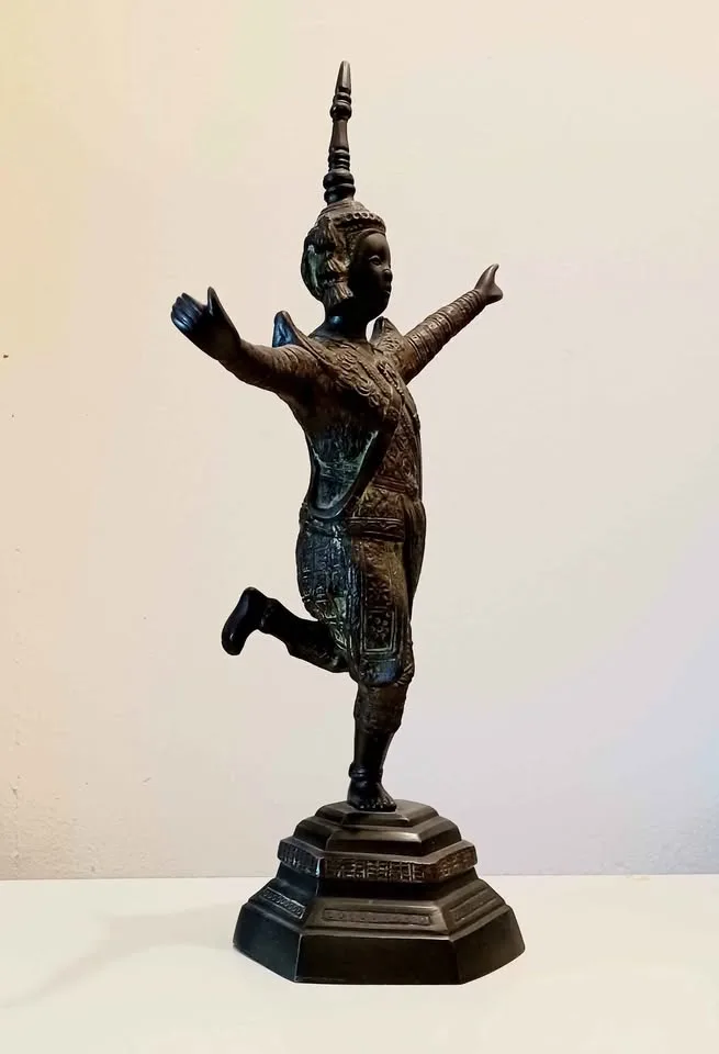 Antique Bronze Apsara Dancer Khmer Cambodia Statue image indicator(2)