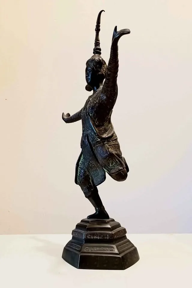 Antique Bronze Apsara Dancer Khmer Cambodia Statue image indicator(3)