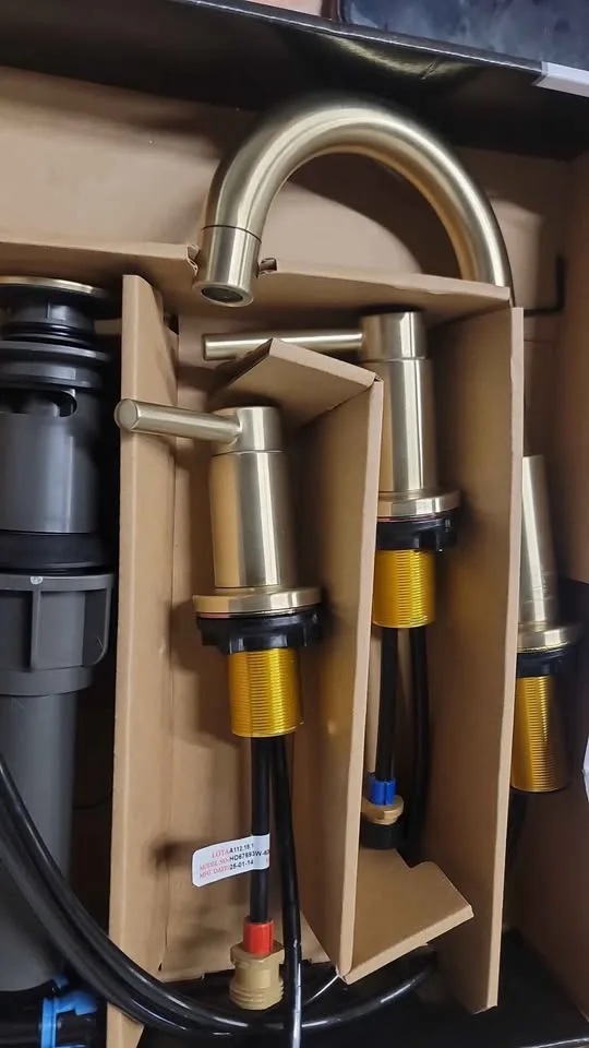 Glacier Bay Dorind Matte Gold 8-inch Bathroom Faucet image indicator(3)