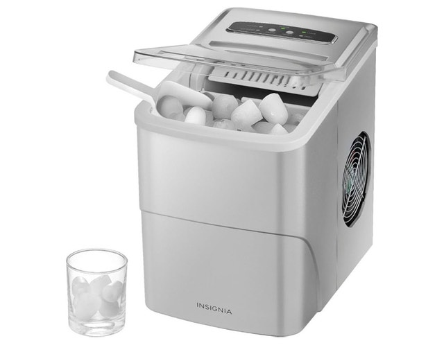 Insignia Portable Bullet Ice Maker