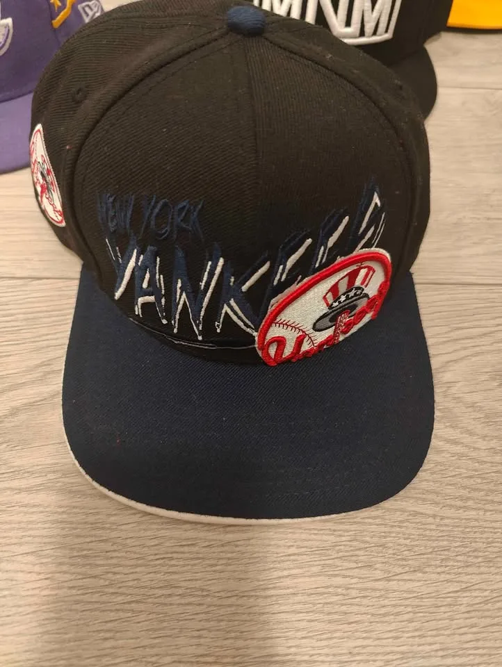 Snapback Hats image indicator(2)