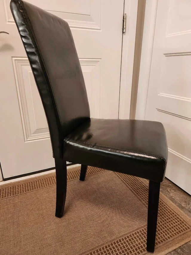 (6) Dining Chairs image indicator(6)