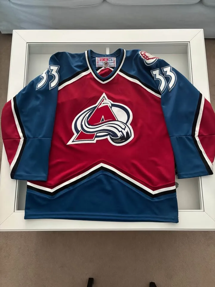Patrick Roy official licensed Colorado jersey image indicator(2)