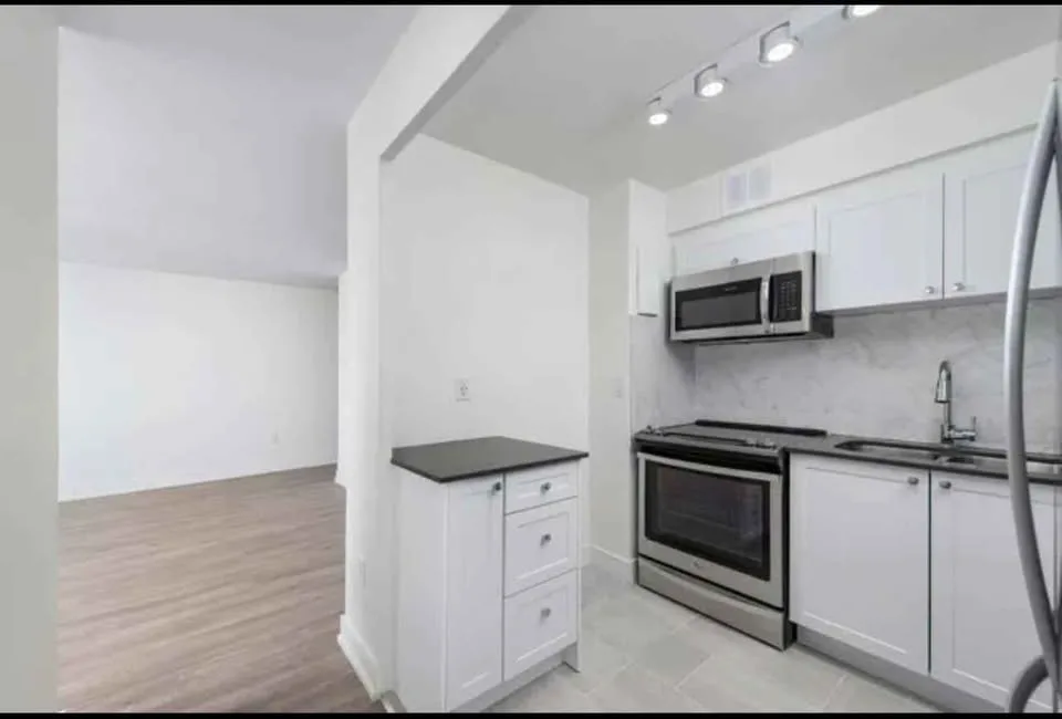 Private room for rent image indicator(2)