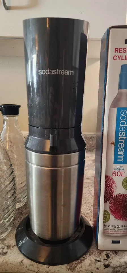 SodaStream Source (excellent condition) image indicator(2)