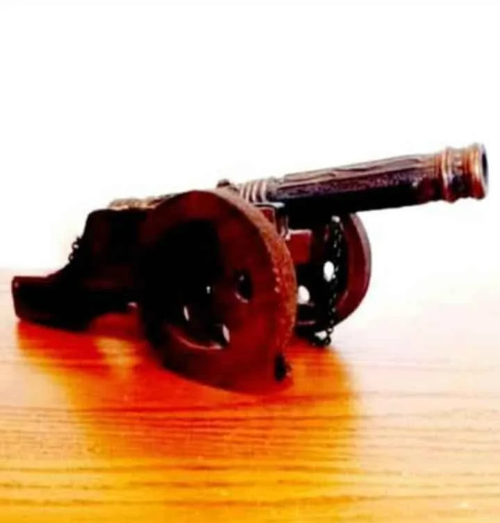 Antique Handmade Artilleria Imperial SIGLO XV image indicator(4)