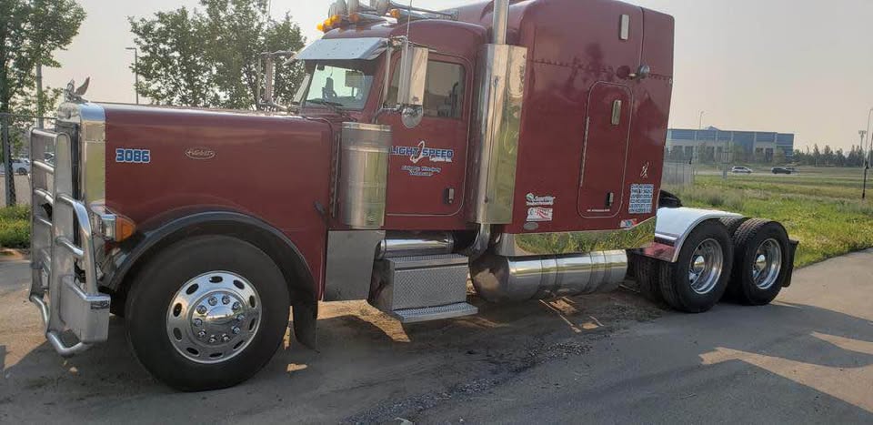 2005 Peterbilt 379 - photo 3