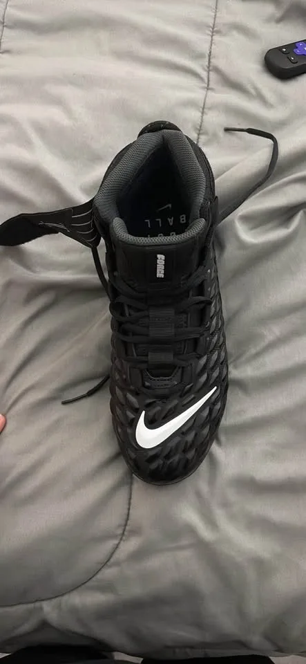 Nike Force Savage pro 2 image indicator(5)