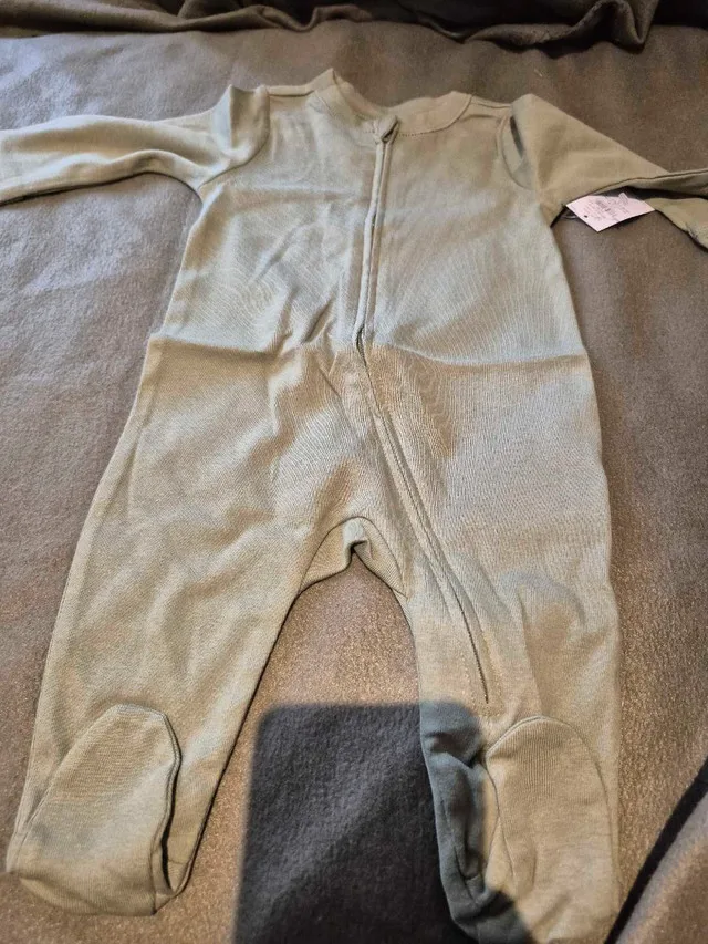 7 Brand New 3-6 Month Sleepers