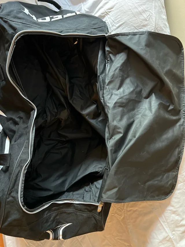 Tech Hockey Bag image indicator(2)