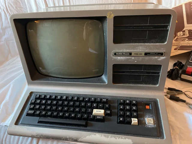 Radio Shack TRS-80 image indicator(2)