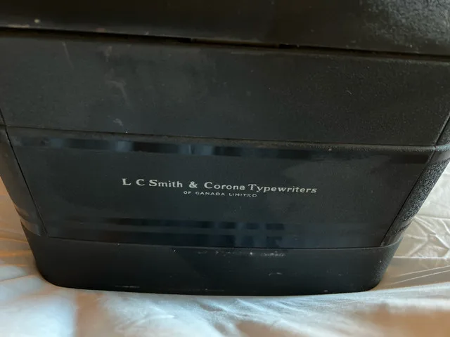 L.C. Smith Typewriter image indicator(4)