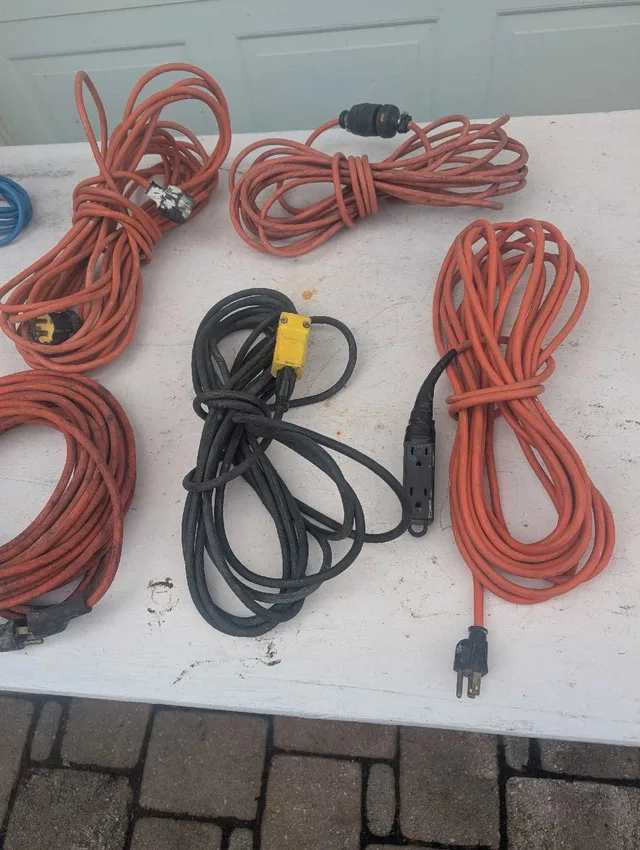 Extension cords. $10 EACH image indicator(2)