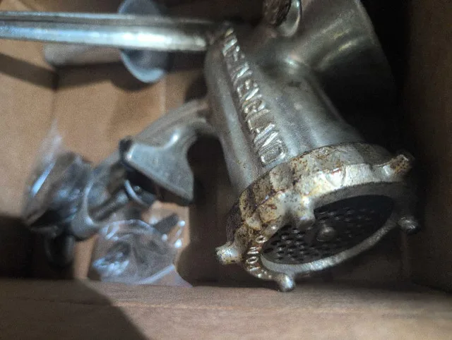 Heavy duty meat grinder image indicator(5)