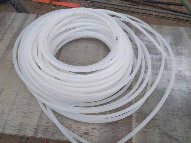 Half inch vinyl pipe 100 ft call text make an offer 705-440-9159