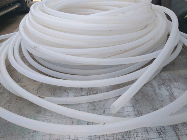 Half inch vinyl pipe 100 ft call text make an offer 705-440-9159 - photo 2