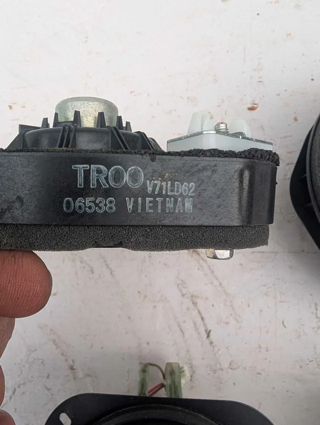 Car Speakers image indicator(3)