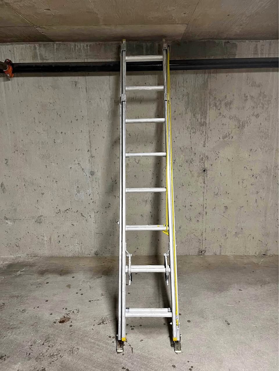 STURDY 16' ladder VANCOUVER pickup