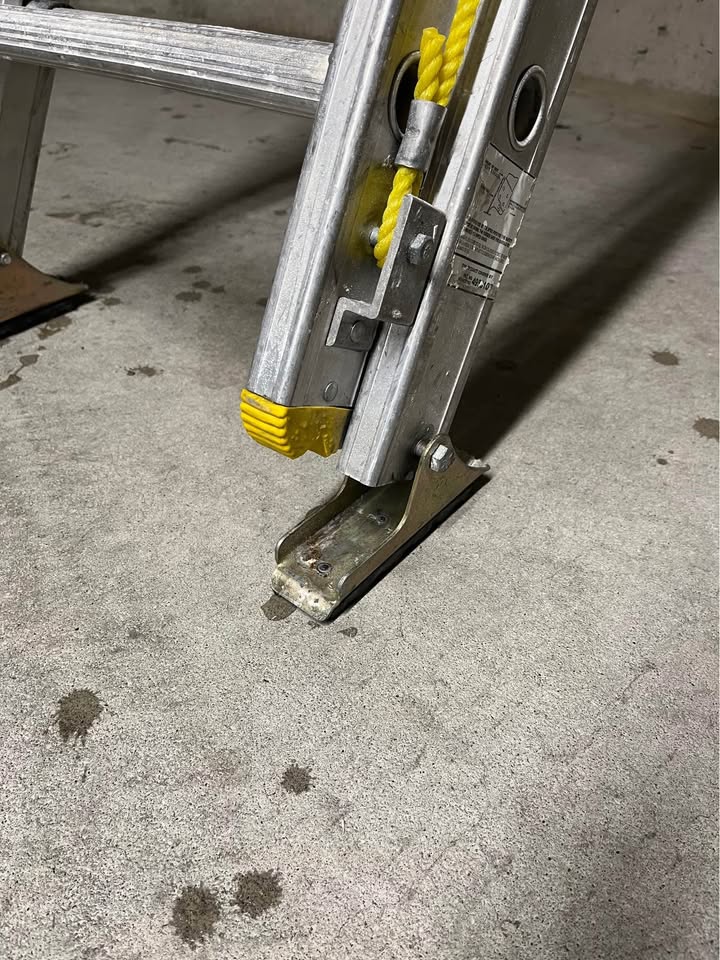 STURDY 16' ladder VANCOUVER pickup - photo 3