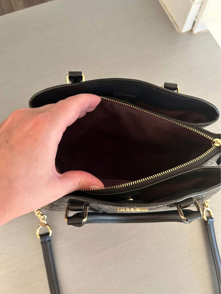 Patent Black Leather Coach Purse - photo 4