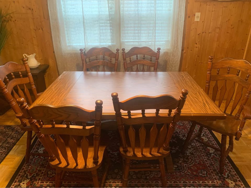 Kitchen table and 6 chairs - photo 2