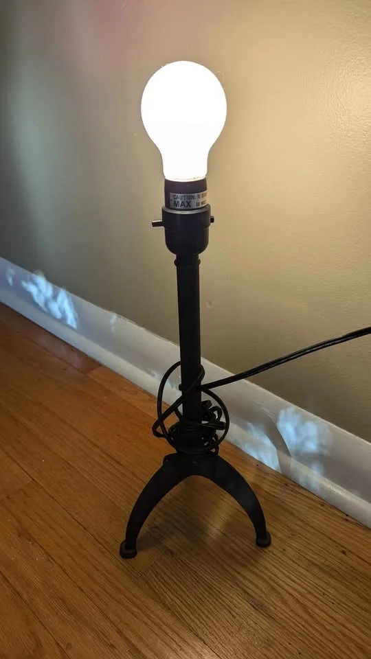 Pair of Vintage BAZZ lamps 🇨🇦 image indicator(5)