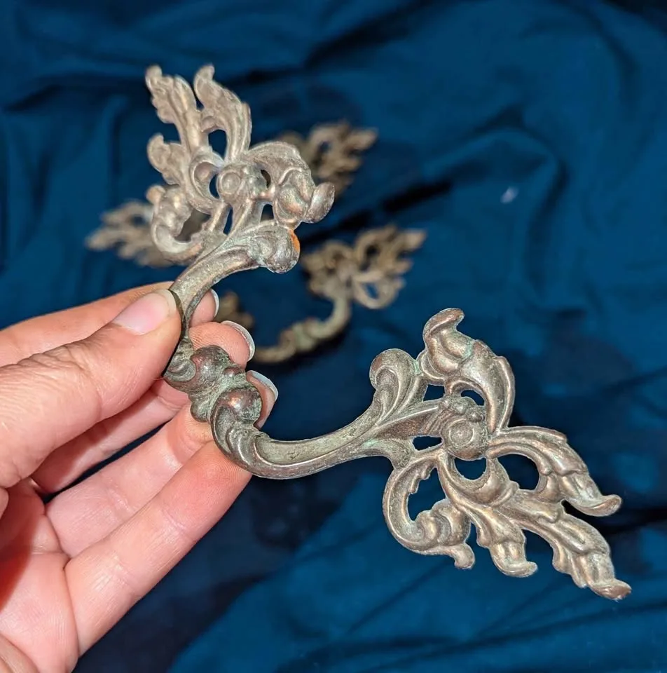 Set of 3 Antique Brass Drawer Pulls image indicator(2)