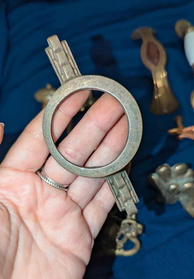 Antique Victorian Drawer Hardware/Handles image indicator(5)