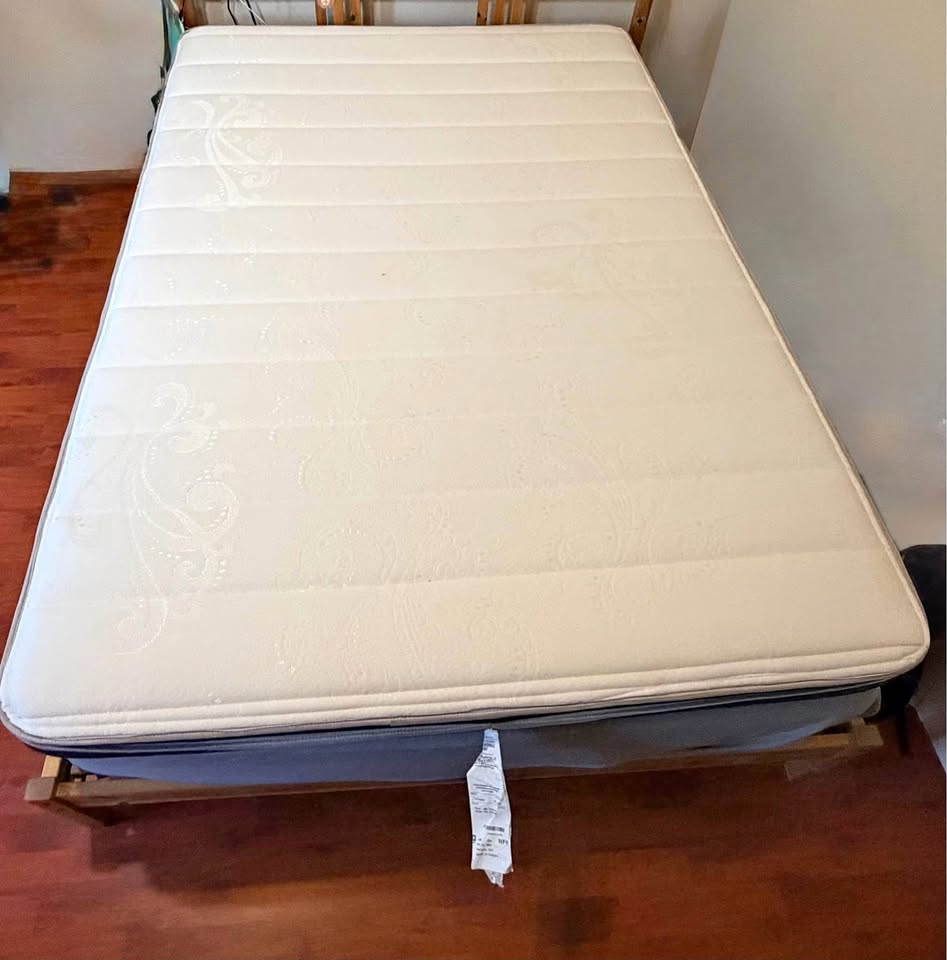 Full size/double mattress