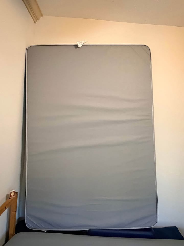 Full size/double mattress - photo 3