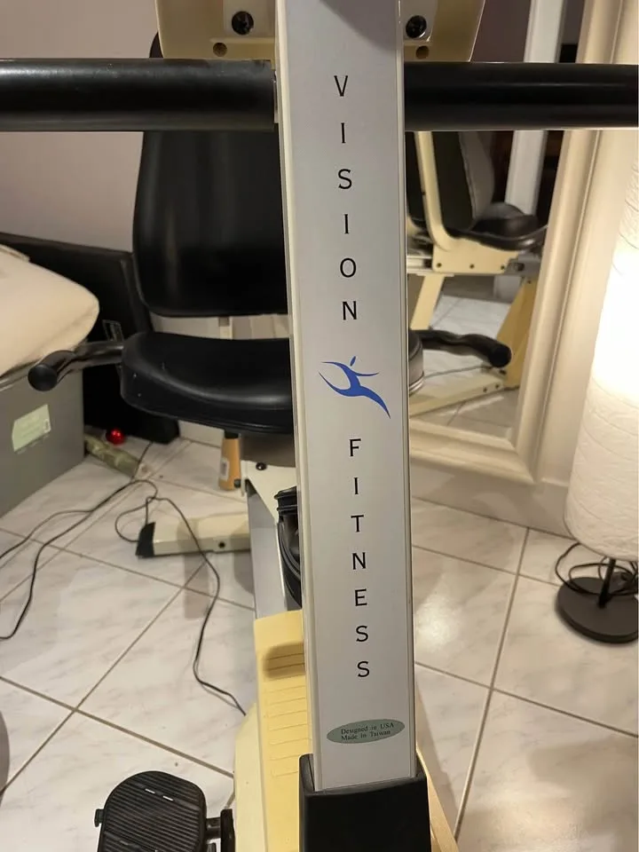 Recumbent exercise bike - Vision Fitness R2200 image indicator(9)