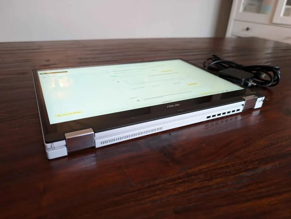 ASUS Chromebook Vibe CX34 Flip i3 128GB SSD 8GB RAM image indicator(4)