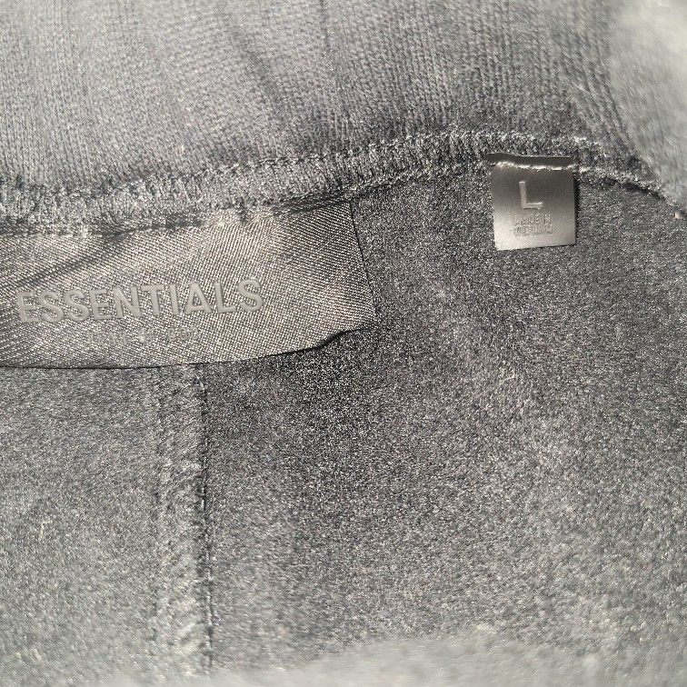 Fear of God Essentials Black Shorts Size M - photo 4