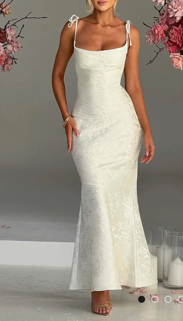 Babyboo WHITNEY MAXI DRESS - IVORY-Size M thumbnail