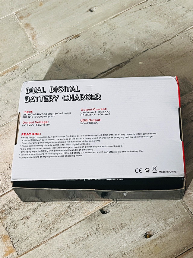 LP-E19 Battery Charger - photo 2