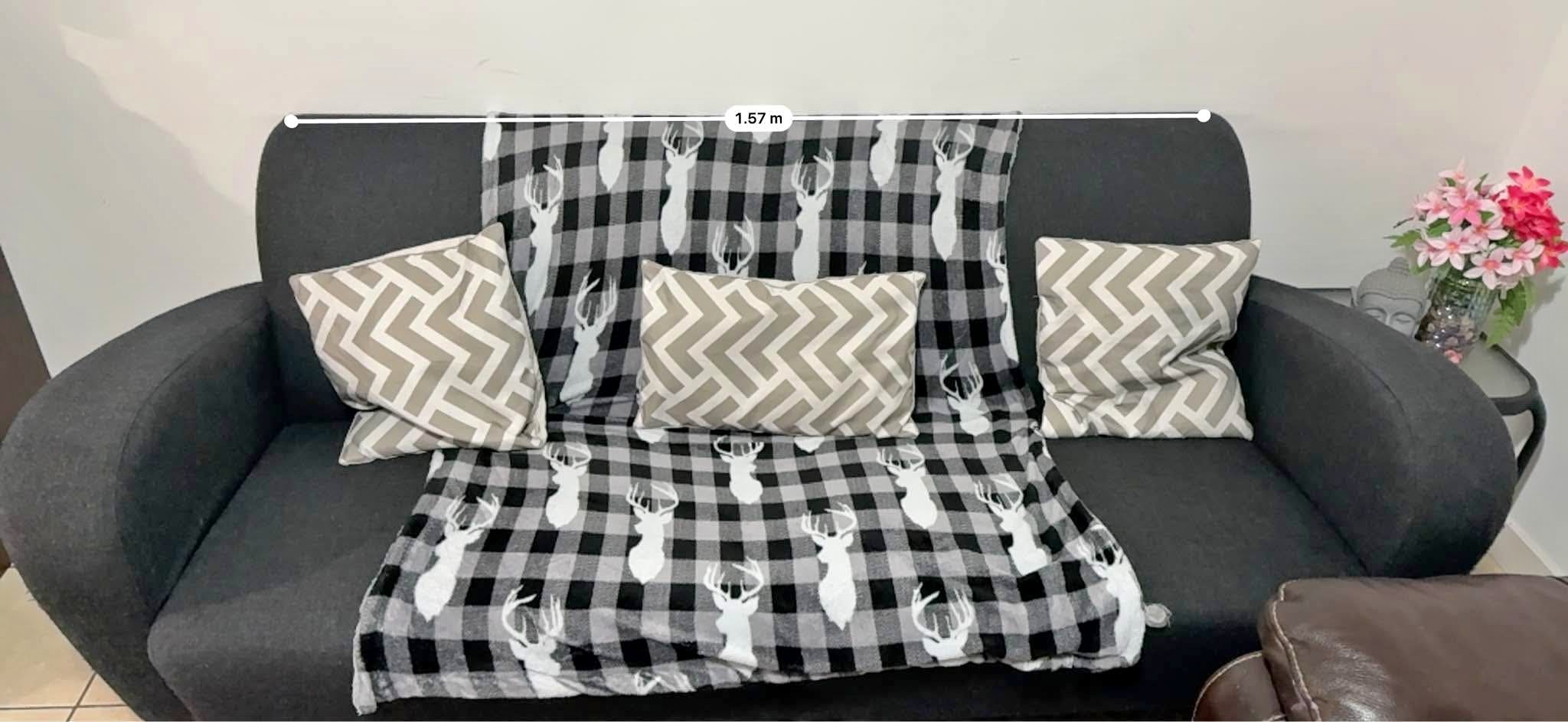Blue Sofa - Free