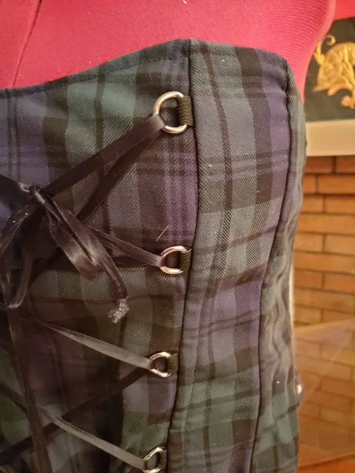 New World Tartan Corset image indicator(3)