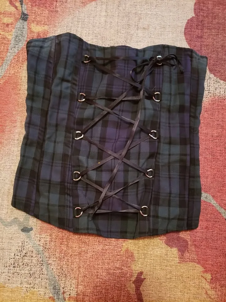 New World Tartan Corset image indicator(5)
