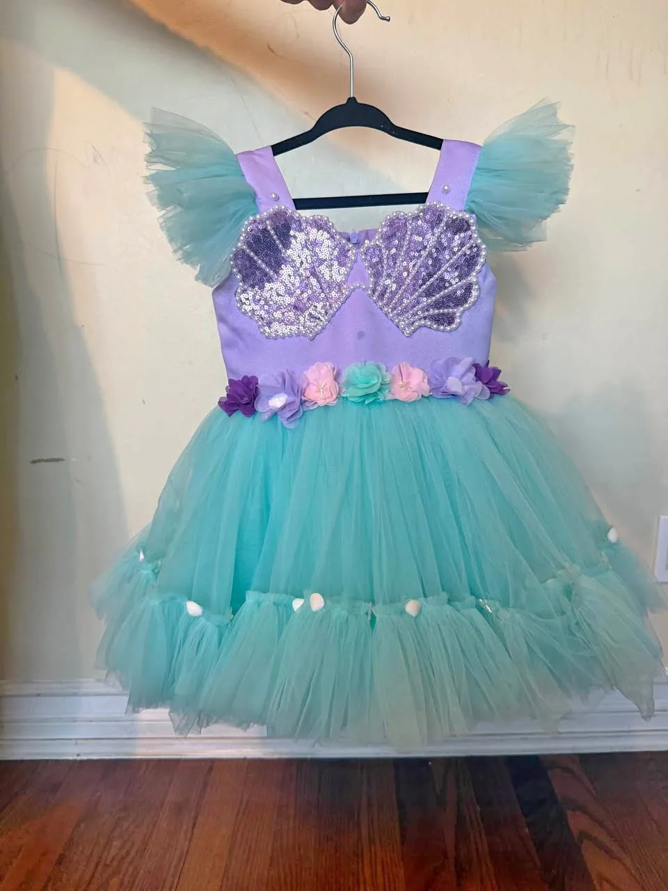 Girls Dress thumbnail