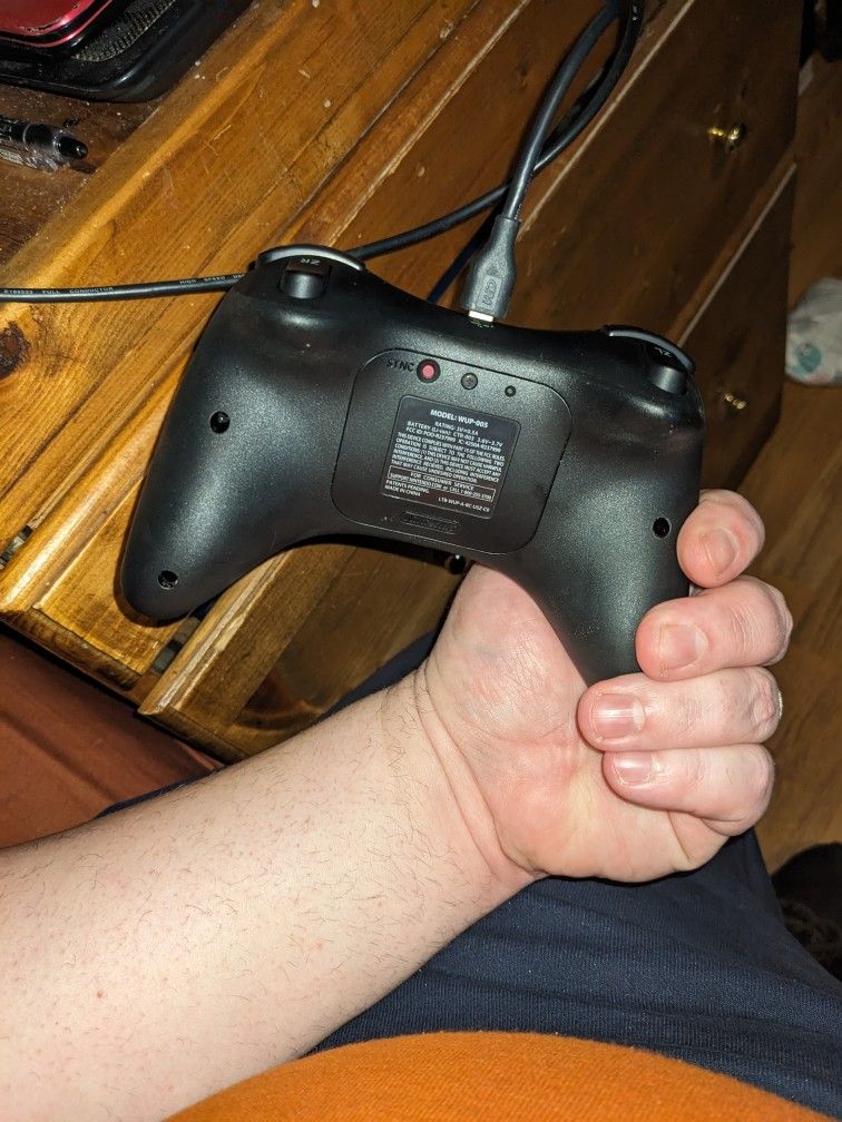 Wii U Wireless Gamepad Pro Controller - photo 2