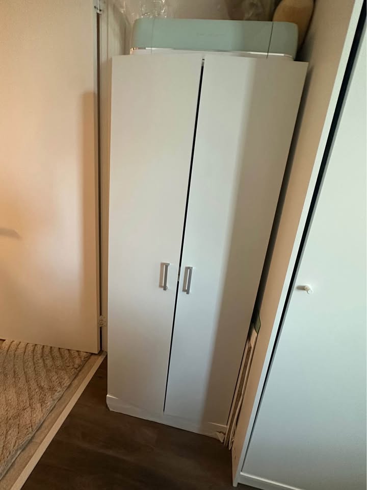 Pantry Cabinet / Closet - photo 3