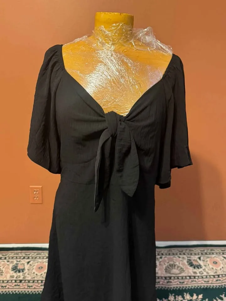 🎃 Brand New Size XL – Dokotoo Black Tie-Front Dress 🖤✨ image indicator(5)