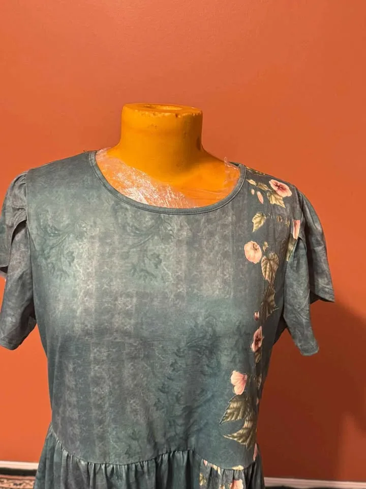 🎃 Brand New Size L – Teal Floral Midi Dress 🌿✨ image indicator(4)