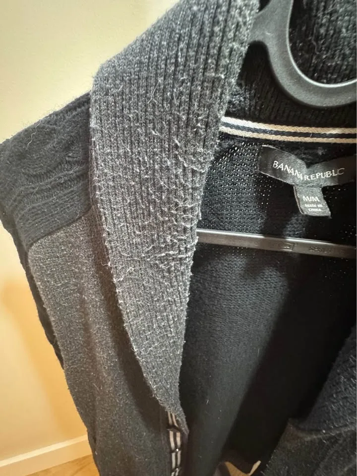 Men’s cardigan - banana republic image indicator(4)