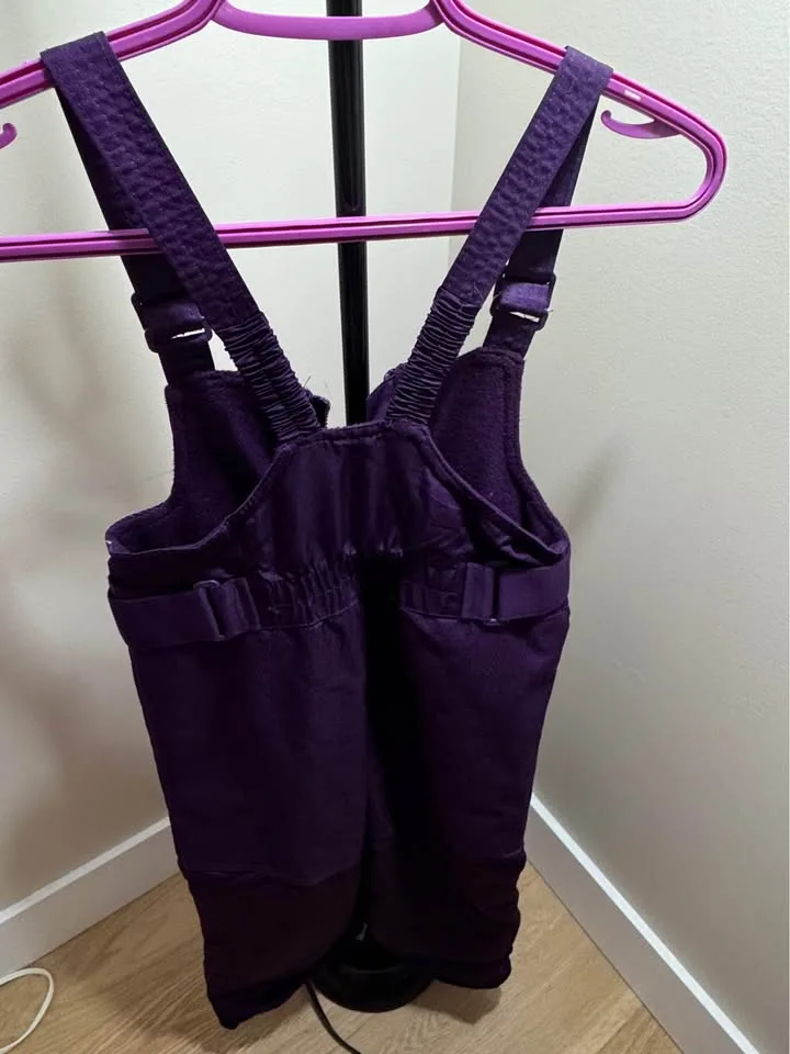 Kids snow pants size 4T image indicator(3)