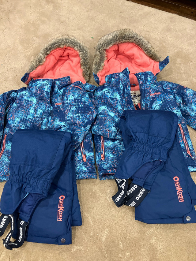 Oshkosh snowsuit 3T x2 sets