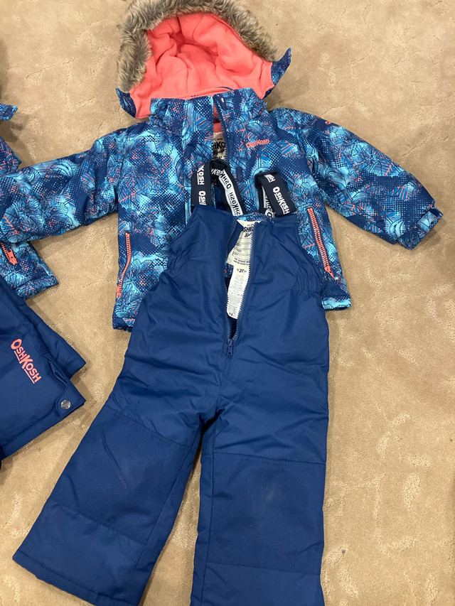 Oshkosh snowsuit 3T x2 sets - photo 2